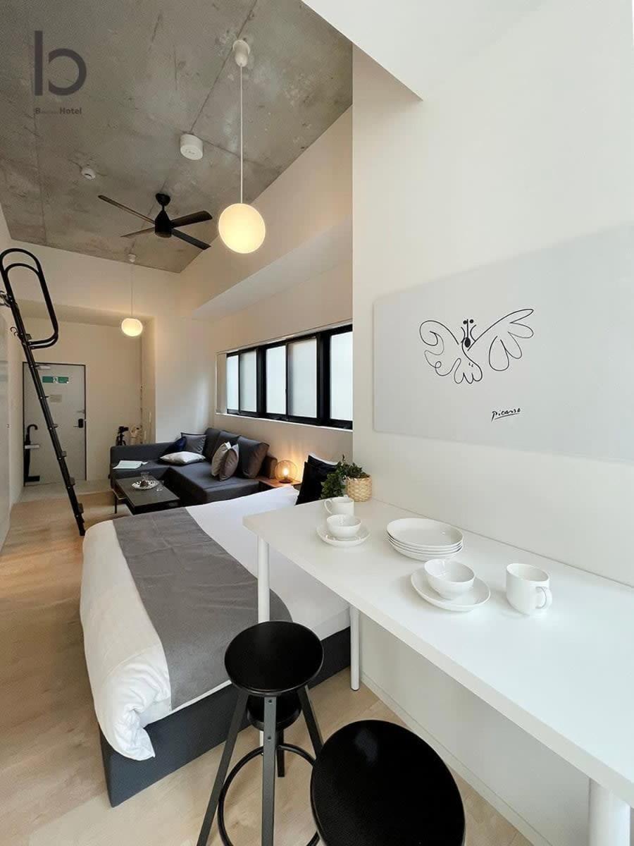 Bhotel Nekoyard - Stylish Loft Studio Steps From Peace Park Hiroshima Exterior photo